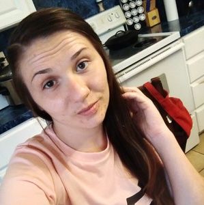 Meet your Posher, Bethany